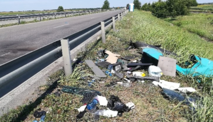 При инцидента загинаха петима души, двама са тежко ранени