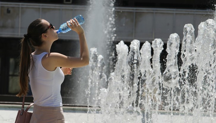 Д-р Румен Гоцев посъветва да не се излиза между 10:00 и 16:00 часа