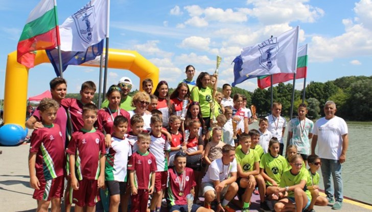 В надпреварата взеха участие над 120 участници от 10 лицензирани отбора от България и Румъния, както и представители на националния отбор на Украйна