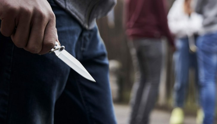 Заплахата е била с цел грабеж Заплахата е била с цел грабеж