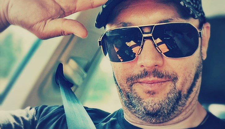 Но не сме!, категоричен е журналистът