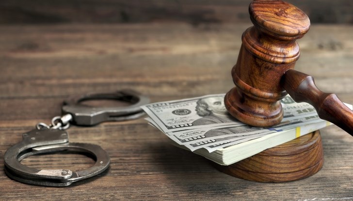 Разрешават на адвокатите да използват посредници, чието възнаграждение ще е отделно Разрешават на адвокатите да използват посредници, чието възнаграждение ще е отделно