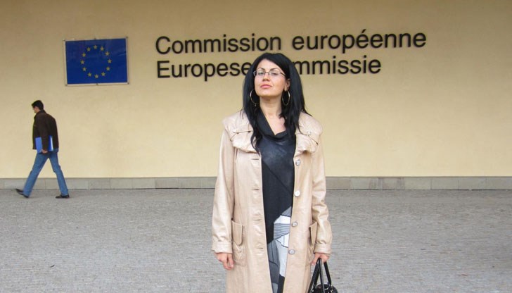 Навярно много хора като мен се питат, колко ли млади българи след този случай ще напуснат България Навярно много хора като мен се питат, колко ли млади българи след този случай ще напуснат България