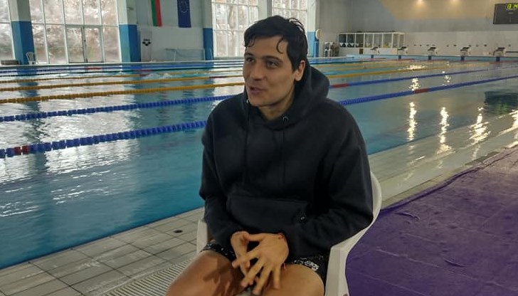 Утре русенецът ще плува в подкрепа на деца, болни от рак Утре русенецът ще плува в подкрепа на деца, болни от рак