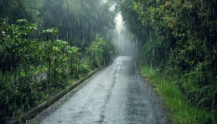 В края на работната седмица през страната ще премине атмосферно смущение