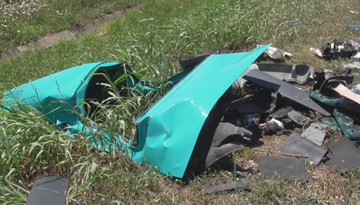 Една от версиите е, че шофьорът е заспал зад волана