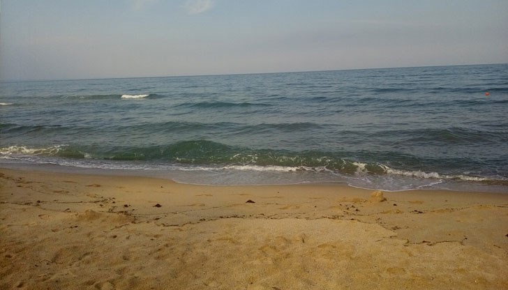 Трагичният инцидент се случва пред очите на съпругата и малкото му дете Трагичният инцидент се случва пред очите на съпругата и малкото му дете