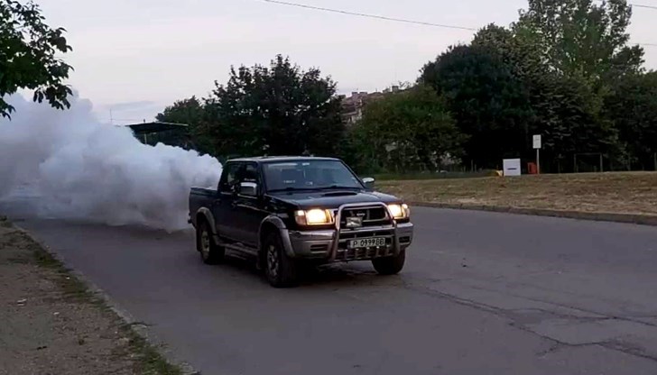 Обработките ще се извършат от специализирания автомобил на Община Русе Обработките ще се извършат от специализирания автомобил на Община Русе