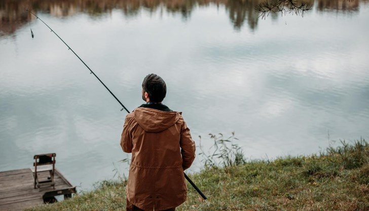 Разследват русенец за притежание на наркотици, заловен с тях при риболов