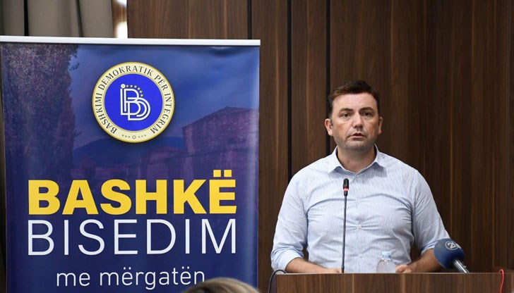 Всички министри от албанската формация в македонския кабинет подадоха оставки