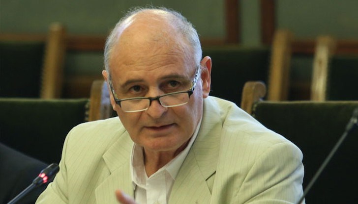 Ако конфликтът се разшири, това рано или късно, ще засегне и нас, каза проф. Радулов