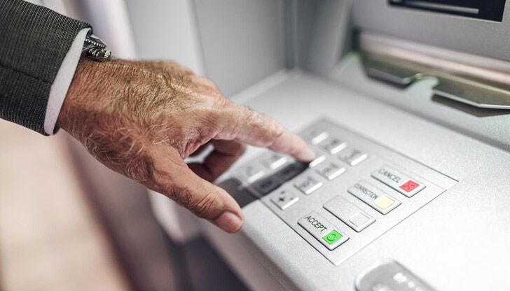 Увеличението на месечния размер на пенсиите от 1 юли 2023 г. с 12% засяга общо 2 013 700 пенсионери