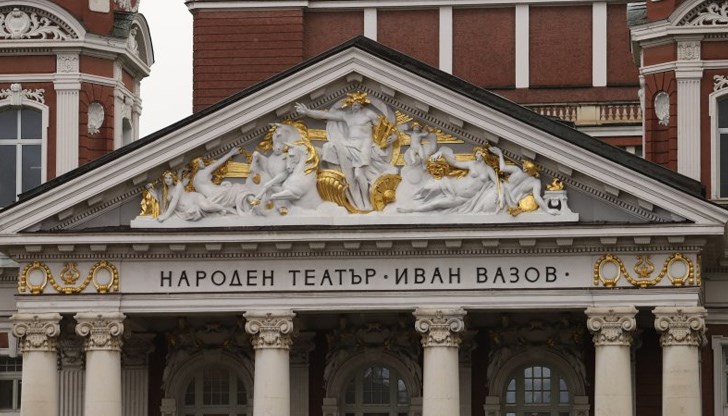 От институцията реагираха на информацията, че актьорът напуска представлението "Животът е прекрасен"