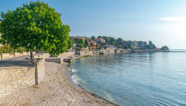 Общината ще изгражда улица върху вече построени басейни, градинки и стълбища Общината ще изгражда улица върху вече построени басейни, градинки и стълбища