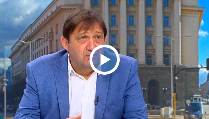 По думите му градът има нужда от повече професионализъм и от по-малко политика