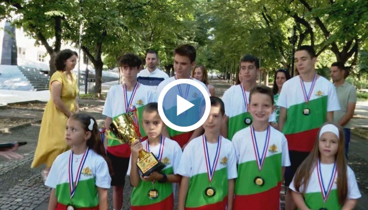 Първокласник стана и абсолютен шампион, след като грабна златна купа в Сеул