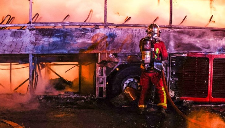 Протестите в страната продължиха четвърта поредна нощ