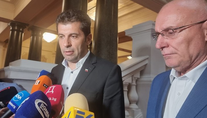 На свой ред сегашният гуверньор увери, че е готов да остане на поста