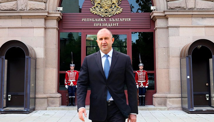 Срещата започва в 15:00 часа