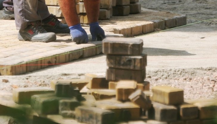 Надеждите са пренареждането да приключи до 15 септември