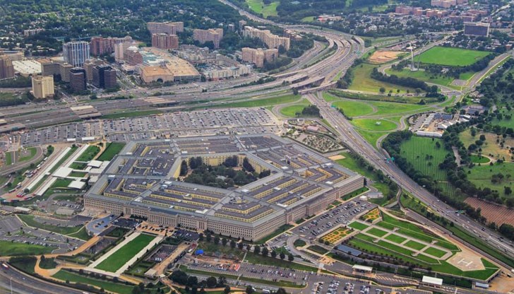 Често срещана правописна грешка е насочила погрешно чувствителни съобщения на Пентагона към компания, управляваща интернет домейна на Мали Често срещана правописна грешка е насочила погрешно чувствителни съобщения на Пентагона към компания, управляваща интернет домейна на Мали