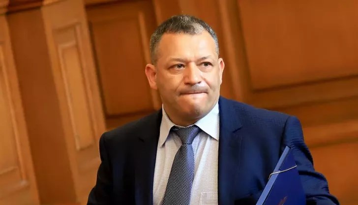 Българската армия се нуждае от бързоскоростно превъоръжаване, коментира международният секретар Българската армия се нуждае от бързоскоростно превъоръжаване, коментира международният секретар