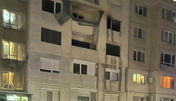 Първоначалните данни са, че е скочил от терасата на жилището си Първоначалните данни са, че е скочил от терасата на жилището си