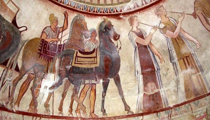 От времето на траките имаме запазени стотици, даже хиляди думи