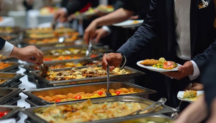 Депутатите настояват още за разнообразно и вегетарианско меню, които да не се повтарят повече от два пъти седмично