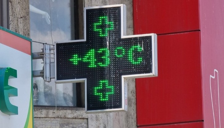 В трамваите в Букурещ стойностите гонят почти 50 градуса по Целзий