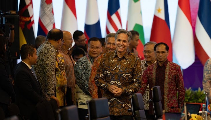 Първият американски дипломат осъди провокациите от Пхенян