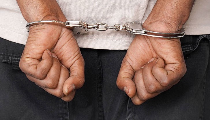 Тони Тоневски е пребит от 55-годишен мъж Тони Тоневски е пребит от 55-годишен мъж