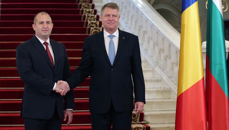 Възнаграждението на българския президент е близо 20 пъти по-голямо от минималната работна заплата