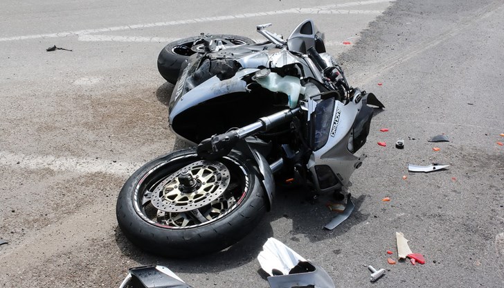 Мъжът е с множество фрактури и е настанен в ортопедия с опасност за живота