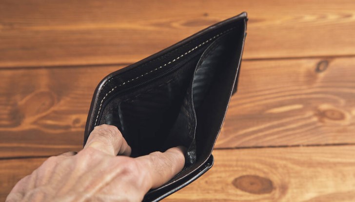 Кредитите са бич за обществото ни