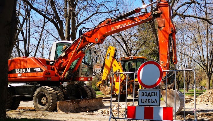 ВиК изгражда водопроводни връзки по улиците „Пенчо Славейков“ и „Доростол“