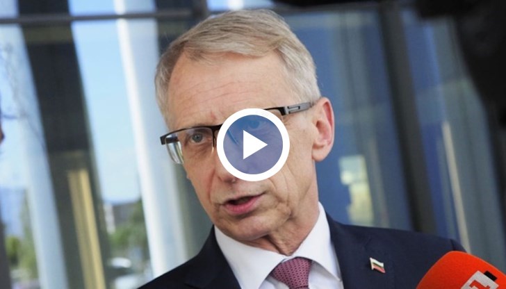 Диалог с РСМ ще има, но това не променя нищо по отношение на позицията на България спрямо т.н. европейски компромис, заяви премиерът