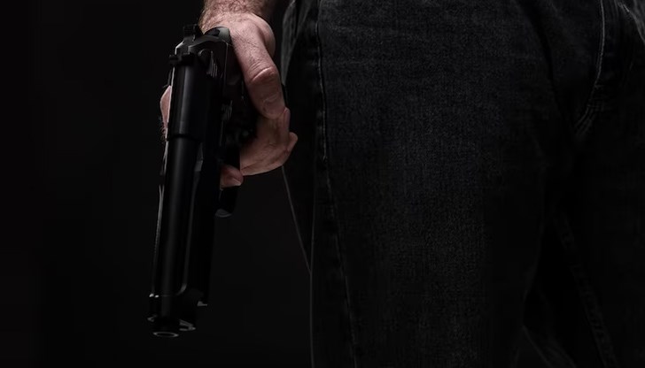 Задържани са двама души Задържани са двама души