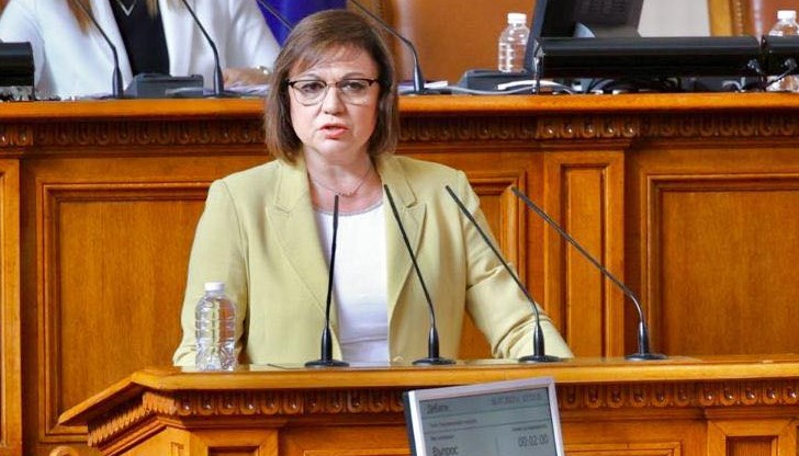 По думите на Нинова депутатите не са имали и ред съдържание за това, което се гласува в пленарната зала