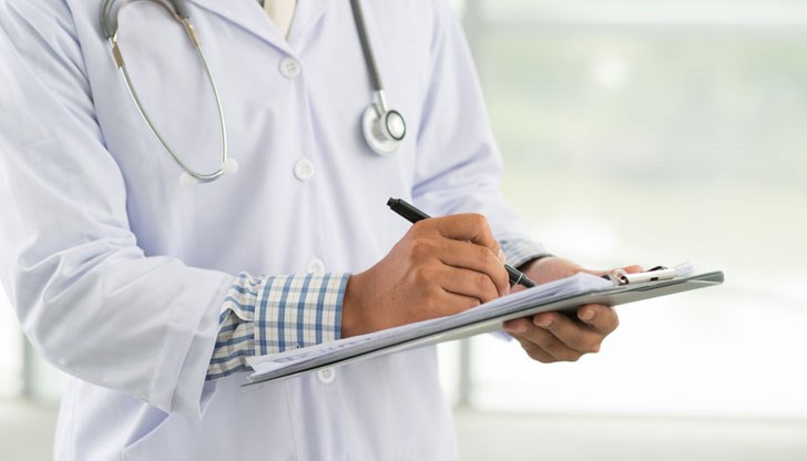 Съдебният лекар отказа да отговори дали той е преценил нараняванията като лека телесна повреда Съдебният лекар отказа да отговори дали той е преценил нараняванията като лека телесна повреда