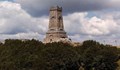 Тържествена церемония в подножието на Шипка