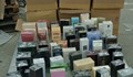 Митничари задържаха 10000 фалшиви парфюми на Ферибот Оряхово