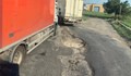 Опашка от автомобили на "Дунав мост" заради зейнала дупка в асфалта
