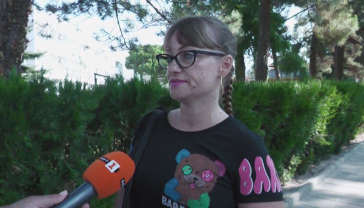 Бившият й съпруг я заплашва, че ще я залее с киселина