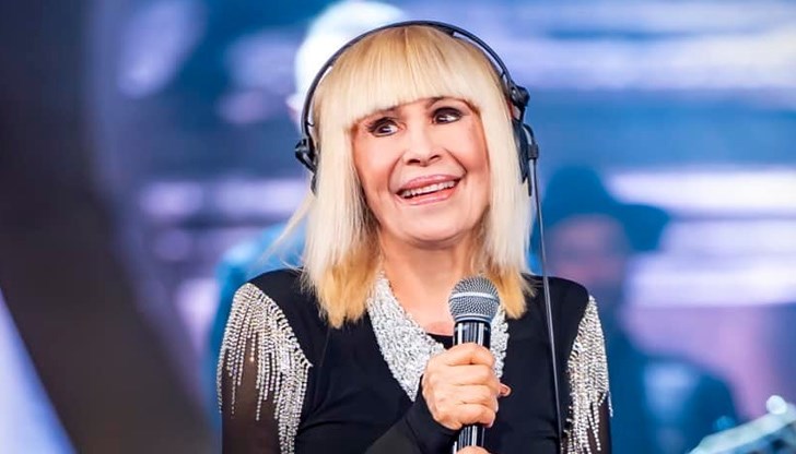 След Стара Загора са предвидени концерти в Добрич, Враца, Хасково, Русе и София