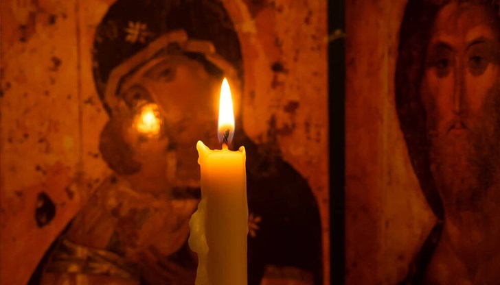 Манастирът "Св. Параскева" беше евакуиран поради пожара в Парнита