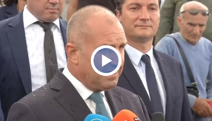 С хората от записите и с техните ортаци ли?, попита президентът