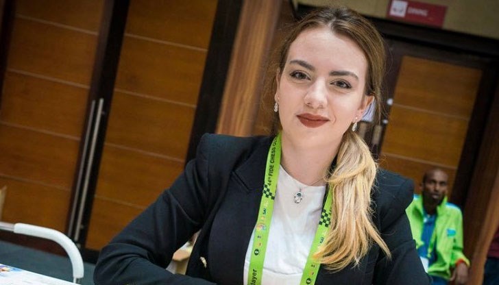 20-годишната българка се класира сред най-добрите 16 на Световната купа по шахмат за жени