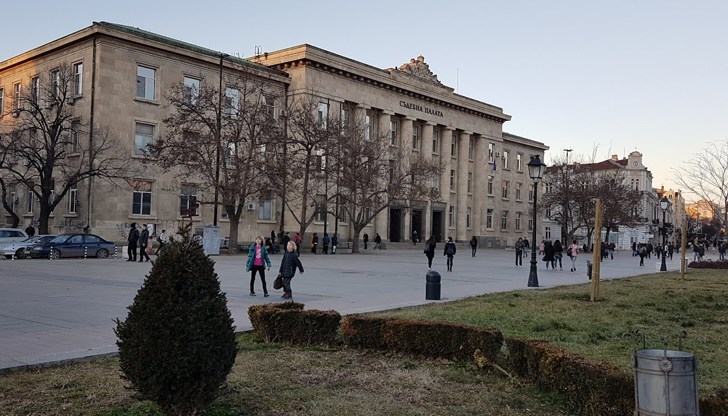 Извършители на грабеж са предадени на съд по обвинение на Окръжна прокуратура – Русе Извършители на грабеж са предадени на съд по обвинение на Окръжна прокуратура – Русе