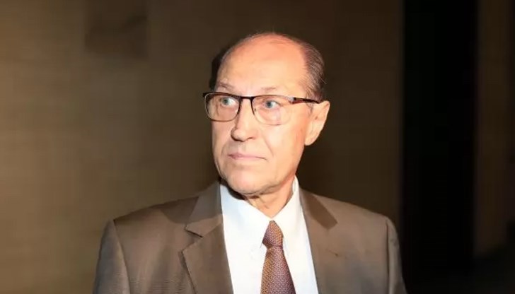 Георги Гатев каза, че клиентът му се е върнал доброволно в България Георги Гатев каза, че клиентът му се е върнал доброволно в България